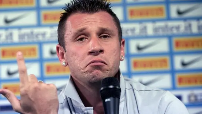 Antonio Cassano, neo attaccante dell'Inter, viene presentato alla stampa presso il centro sportivo "Angelo Moratti" ad Appiano, Como, 25 agosto 2012. ANSA / MATTEO BAZZI