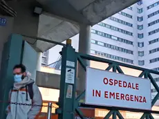 Lasorte Trieste 25/03/20 - Ospedale di Cattinara, Cartello Ospedale in Emergenza, Coronavirus