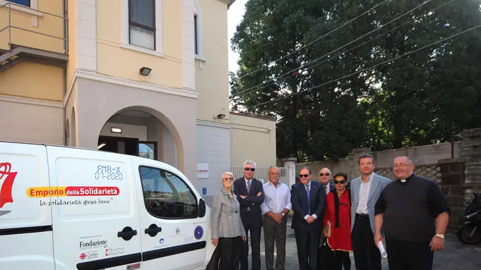 Lasorte Trieste 16/09/14 - Via di Chiadino, Consegna Furgone per Emporio della Solidarietà