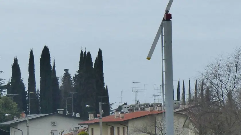 Bumbaca Gorizia 04.04.2018 Mariano vigne con pale anti ghiaccio © Fotografia di Pierluigi Bumbaca