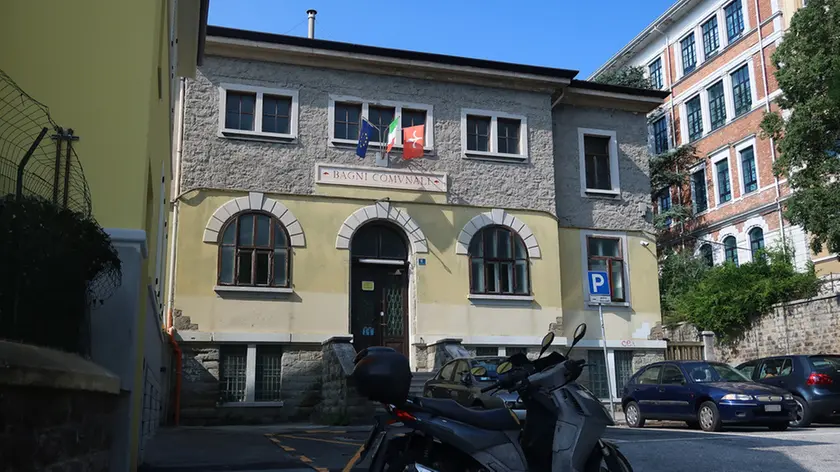 Lasorte Trieste 10/08/19 - Via Veronese, Bagni Pubblici Comunali