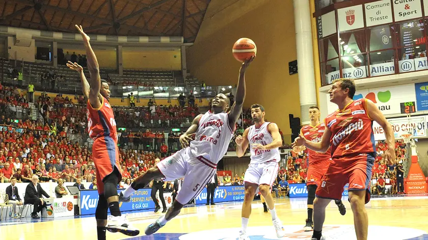 Foto Bruni Trieste 13.06.2018 Pallacanestro finale playoff --Alma-Casale M.- Gara 2-Green