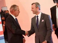 Alexander Van der Bellen e Norbert Hofer durante la campagna elettorale