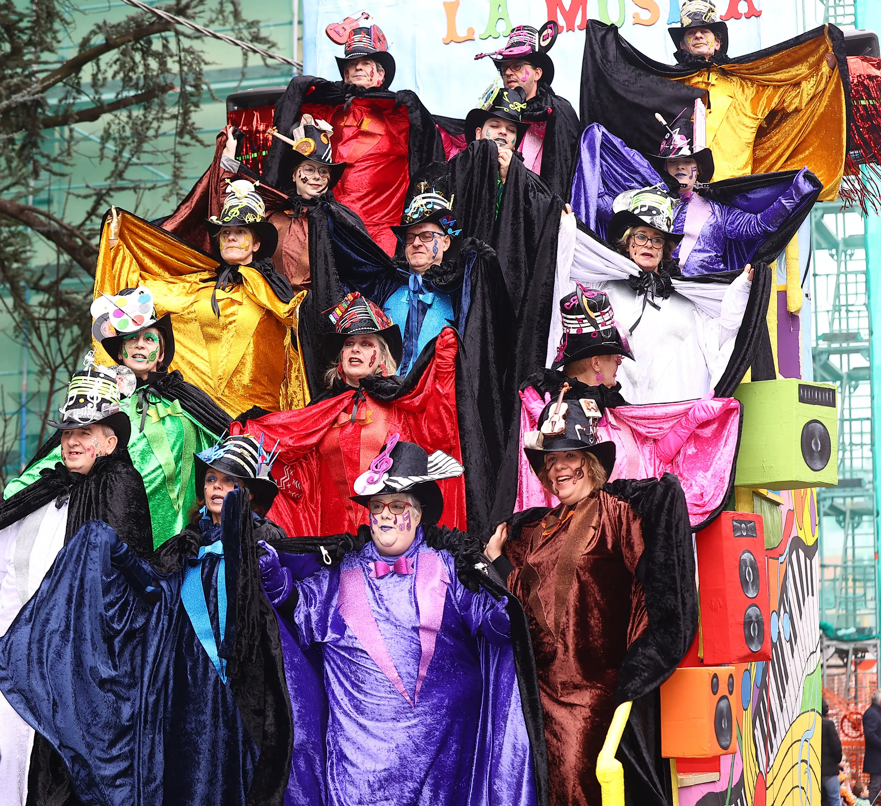 Lasorte Trieste 19/02/23 - Muggia, Carnevale, Ongia, Coloremo...La Musica
