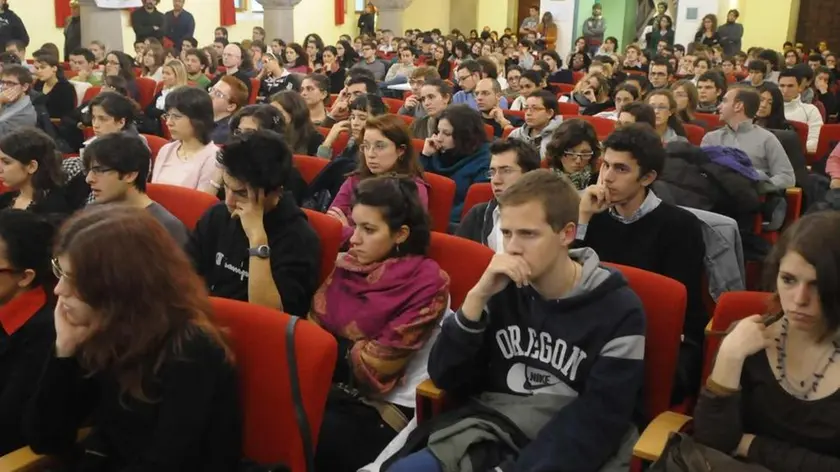 Bumbaca Gorizia 28.10.2008 Università via Alviano, assemblea studenti - Foto di Pierluigi Bumbaca