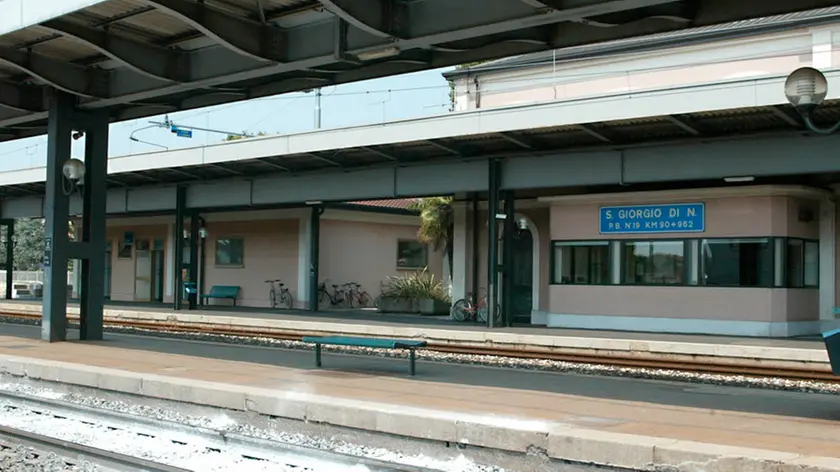 ANTEPRIMA San Giorgio di Nogaro 7 agosto 2003. stazione luogo del suicidio Baldo Milena. Telefoto Copyright Foto Agency Anteprima www.anteprimafoto.it
