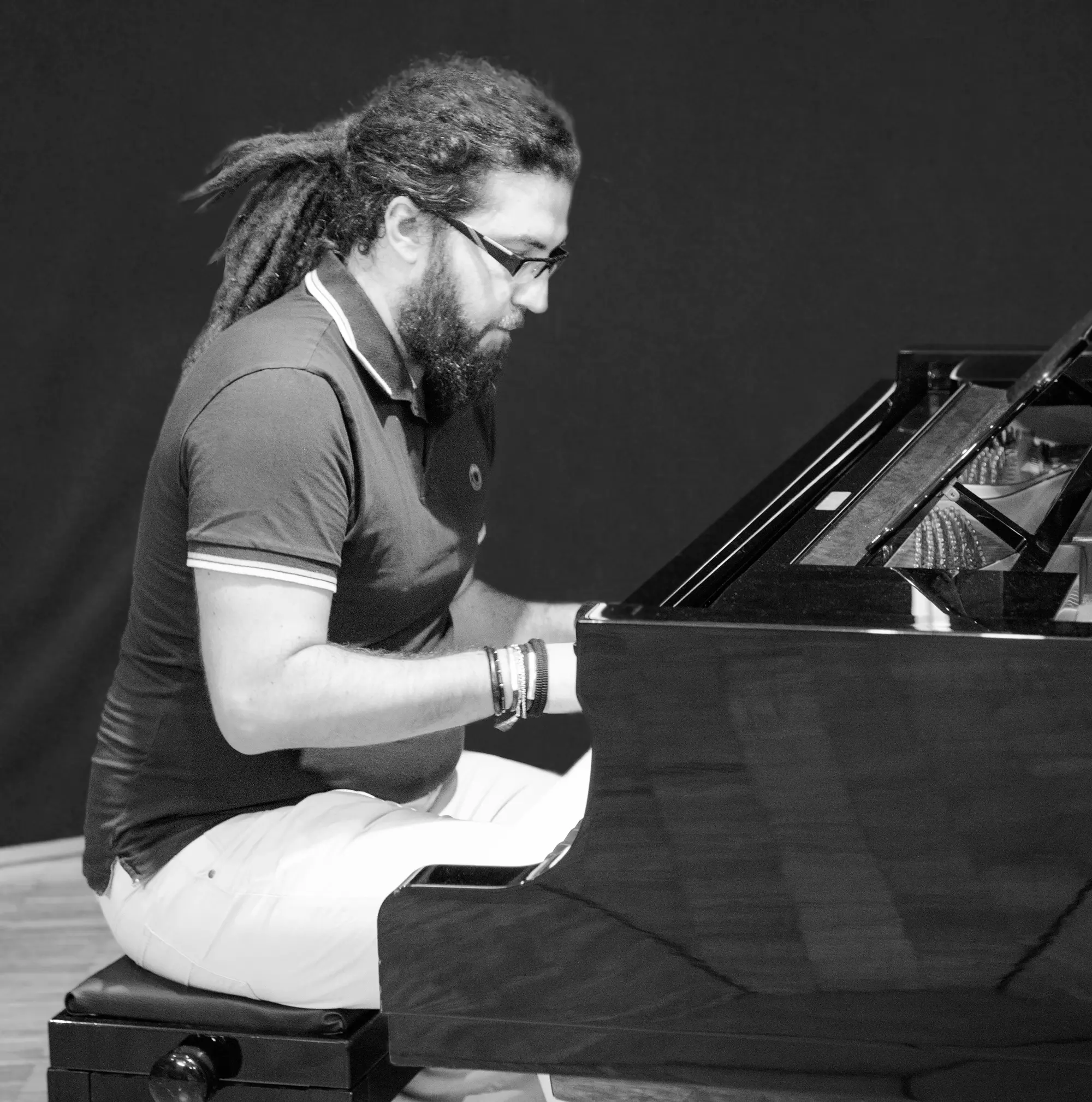 Immagine cortesia di Igor Longhi, pianista e compositore