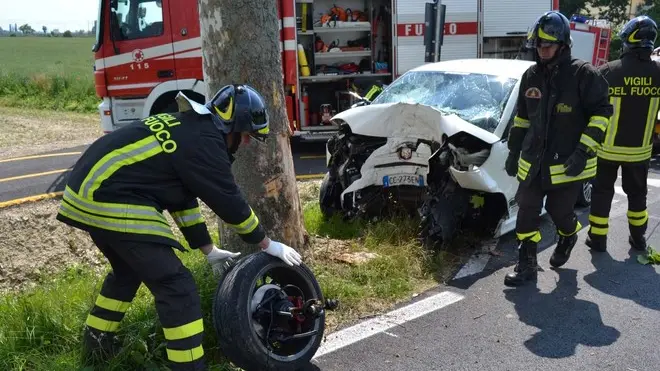 Villa Vicentina 28 Maggio 2012 incidente Telefoto Copyright Petrussi Foto Press Turco