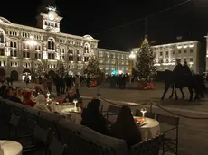 Piazza Unità a Trieste in versione natalizia (Lasorte)