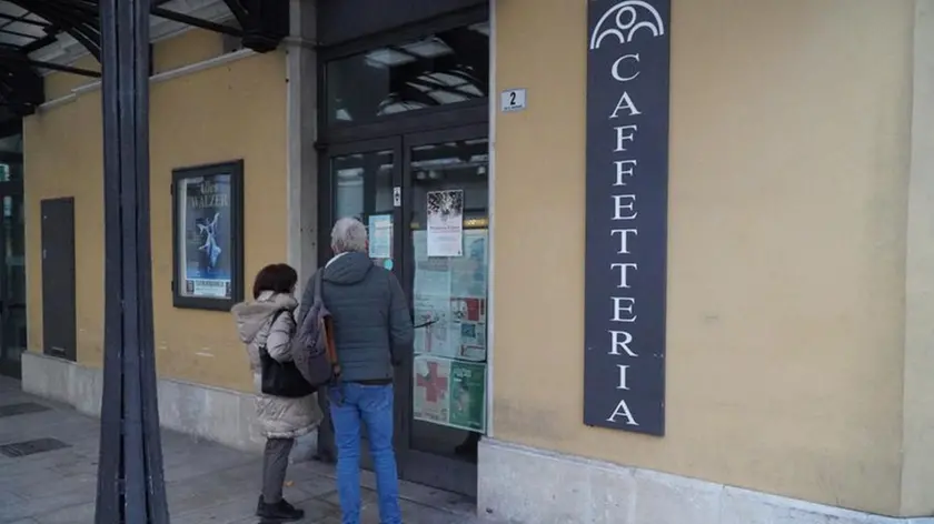 Il Caffé Teatro attualmente chiuso e in attesa della ristrutturazione (Marega)