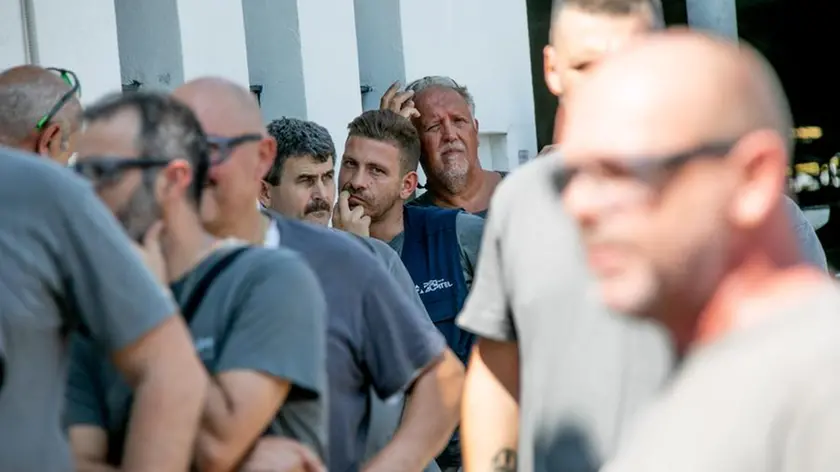 Un gruppo di lavoratori isontini in una foto di archivio di Katia Bonaventura