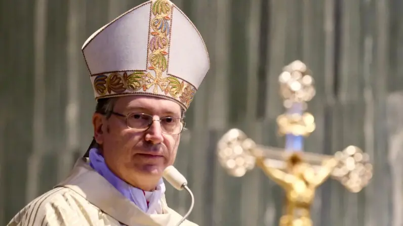 Il vescovo Enrico Trevisi durante la messa di Natale a San Giusto Foto Massimo Silvano