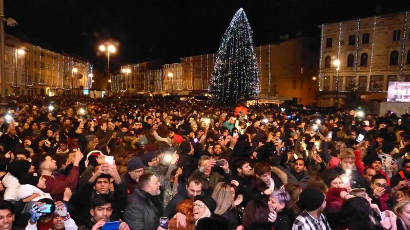 Foto di archivio di un Capodanno in piazza a Gorizia Foto Bumbaca/Marega