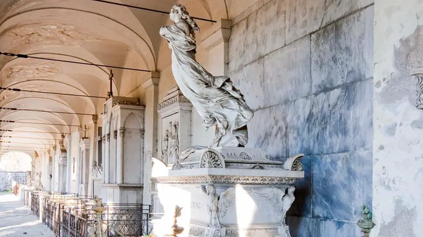 La galleria monumentale del cimitero di Sant’Anna (Silvano)