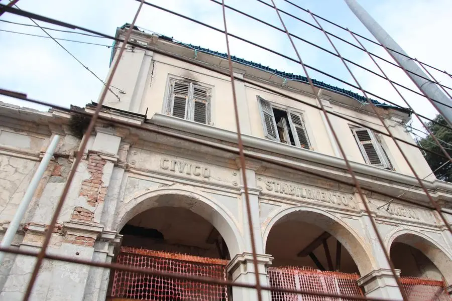 La facciata del Civico stabilimento bagni Foto Bumbaca