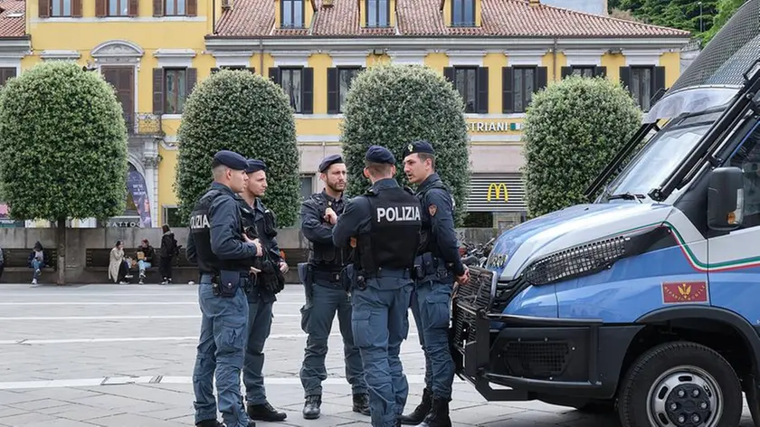 Polizia in piazza Goldoni Foto Silvano