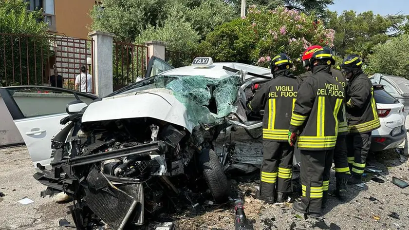 Il frontale a Sistiana dell’8 giugno: morirono due persone. Foto Lasorte