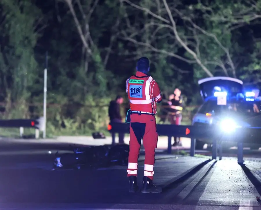 La moto della vittima a San Giuseppe. Foto Lasorte