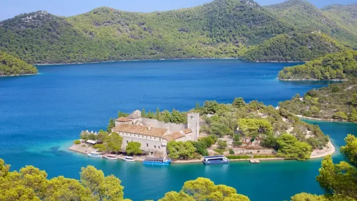 Una veduta dell’isola dalmata di Meleda Foto Shutterstock