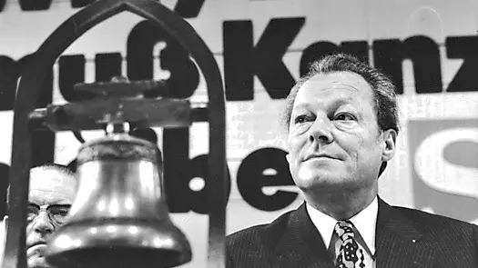 L’ex cancelliera tedesco Willy Brandt è una figura portante del libro