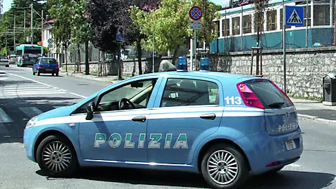 La Polizia in centro a Opicina Foto Lasorte