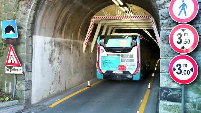 La galleria di Muggia di cui si progetta il raddoppio. Foto Lasorte