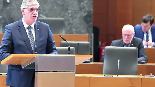 Boštjan Poklukar, il ministro degli Interni sloveno. Foto Parlamento