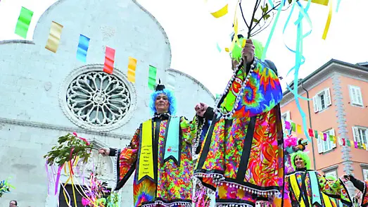 Il carnevale di Muggia in piazza Marconi foto Lasorte