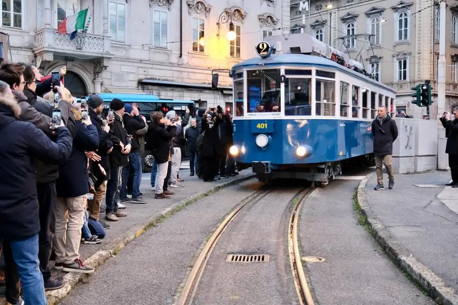 Il Tram di Opicina arriva in piazza Dalmazia a Trieste. Fotoservizio e video di Andrea Lasorte e Massimo Silvano