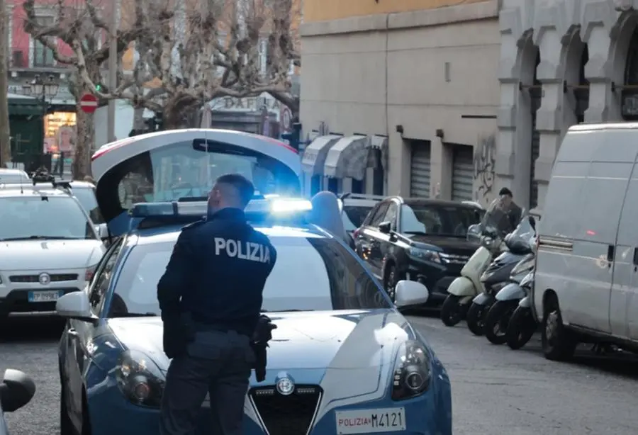 L'intervento della Polizia sul luogo dell'accoltellamento Foto di Andrea Lasorte