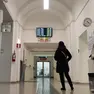 Una utente all'ospedale Maggiore di Trieste Foto Andrea Lasorte
