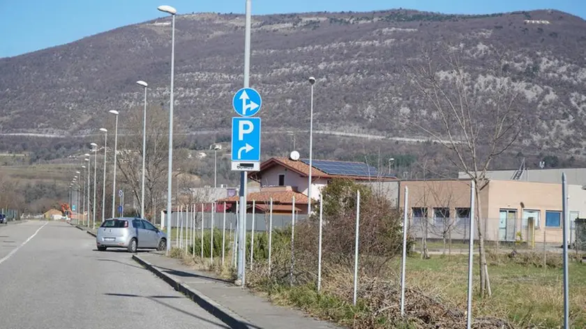 L’area di parcheggio delle Casermette Foto Roberto Marega