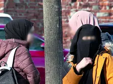 Ragazze con il niqab