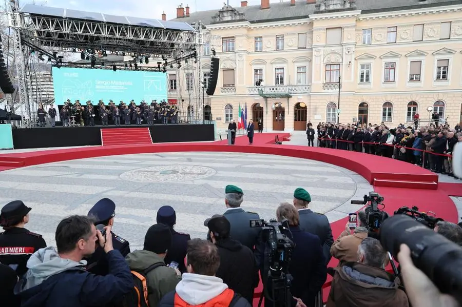 E' sabato 8 febbraio: in centinaia le persone che fin dalla mattina hanno preso parte alla giornata inaugurale della Capitale europea della cultura Gorizia - Nova Gorica. Foto Bumbaca e Marega