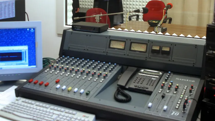 Lo studio di radio Nuova Trieste