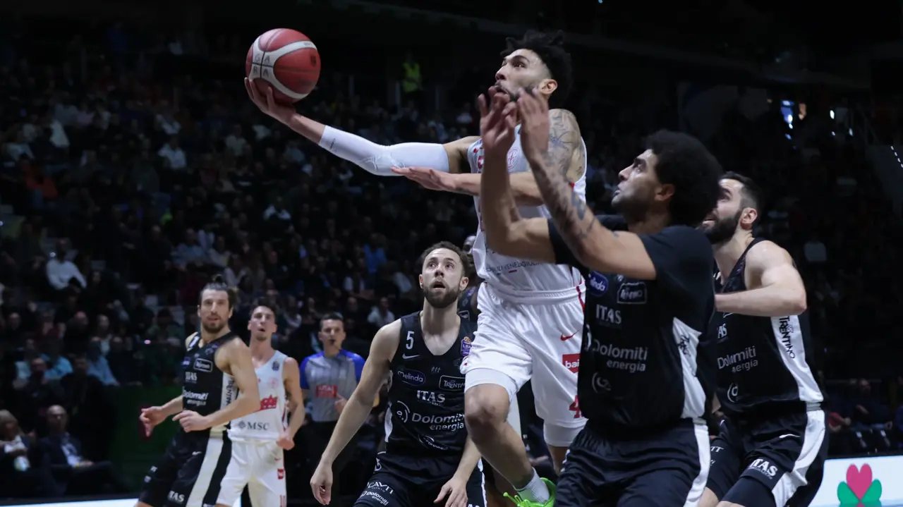 La semifinale di Coppa Italia: Trieste contro Trento. Fotoservizio di Lasorte