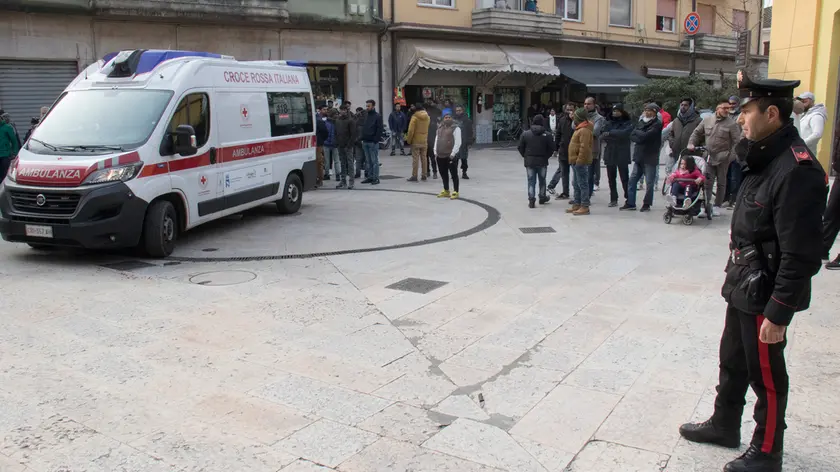 L'ambulanza sul luogo dell'accoltellamento (Bonaventura)