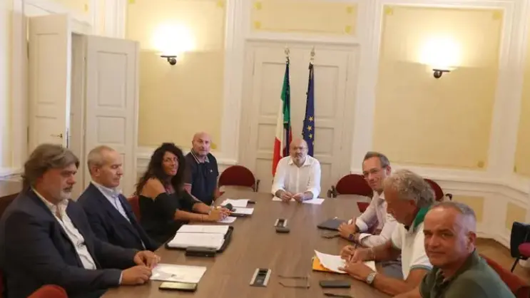 Il tavolo di conciliazione dello scorso agosto in Prefettura a Gorizia, spartiacque della vertenza