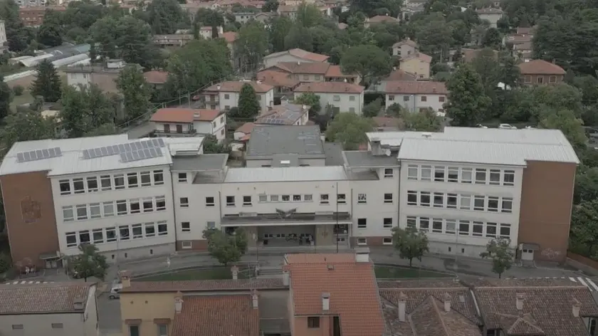 La scuola “Dante Alighieri” di Gradisca d’Isonzo venne inaugurata l’11 ottobre 1964