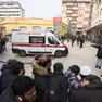 Nelle foto di Pier Giorgio Mini, l’ambulanza intervenuta in piazza Cavour domenica mattina