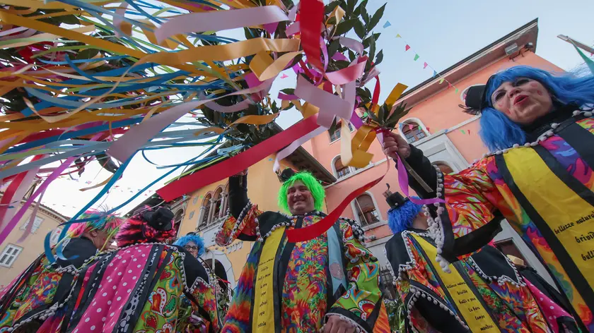 La festa per l'apertura del Carnevale Muggesano (Lasorte)