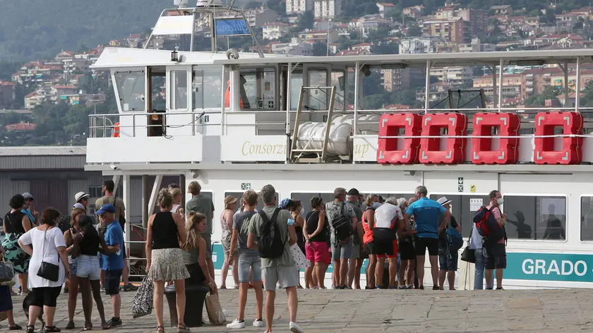 La partenza da Trieste, alcuni anni fa, dell’Adriatica, sostituita poi dalla Vidali dall’Audace Foto Lasorte