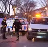 Le pattuglie della Polizia locale in viale Miramare sul luogo dell'incidente (Silvano)