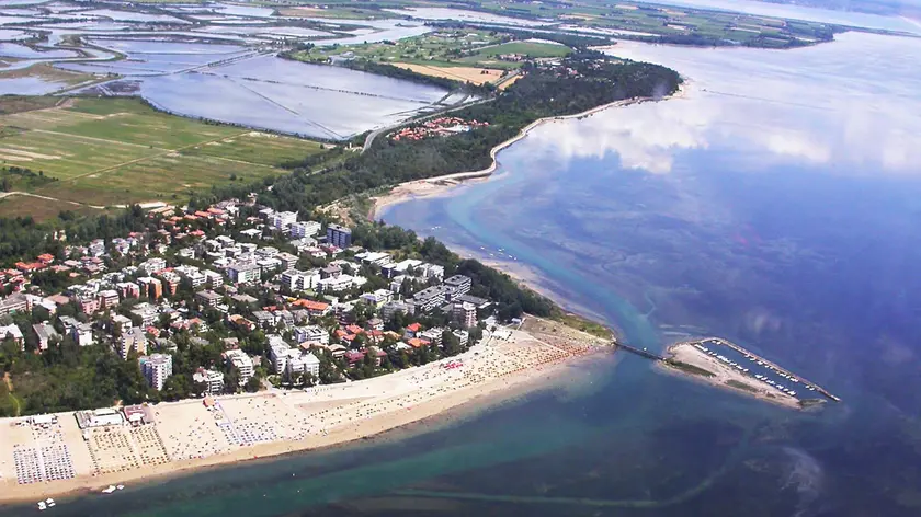 Una veduta aerea di Pineta e Punta Barbacale