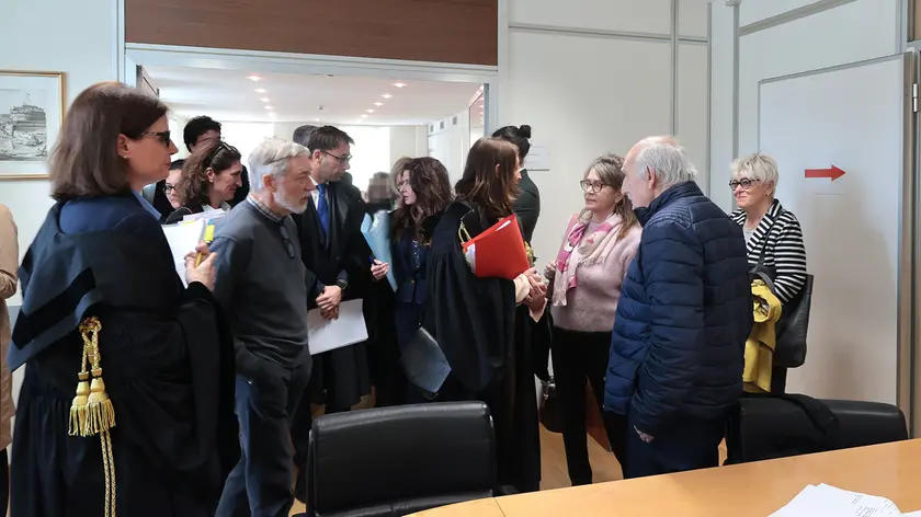 I ricorrenti fuori dal Tar. Foto Lasorte