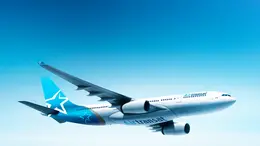 Uno degli aeromobili di Air Transat per i collegamenti tra il Marco Polo di Venezia e le città di Montreal e Toronto