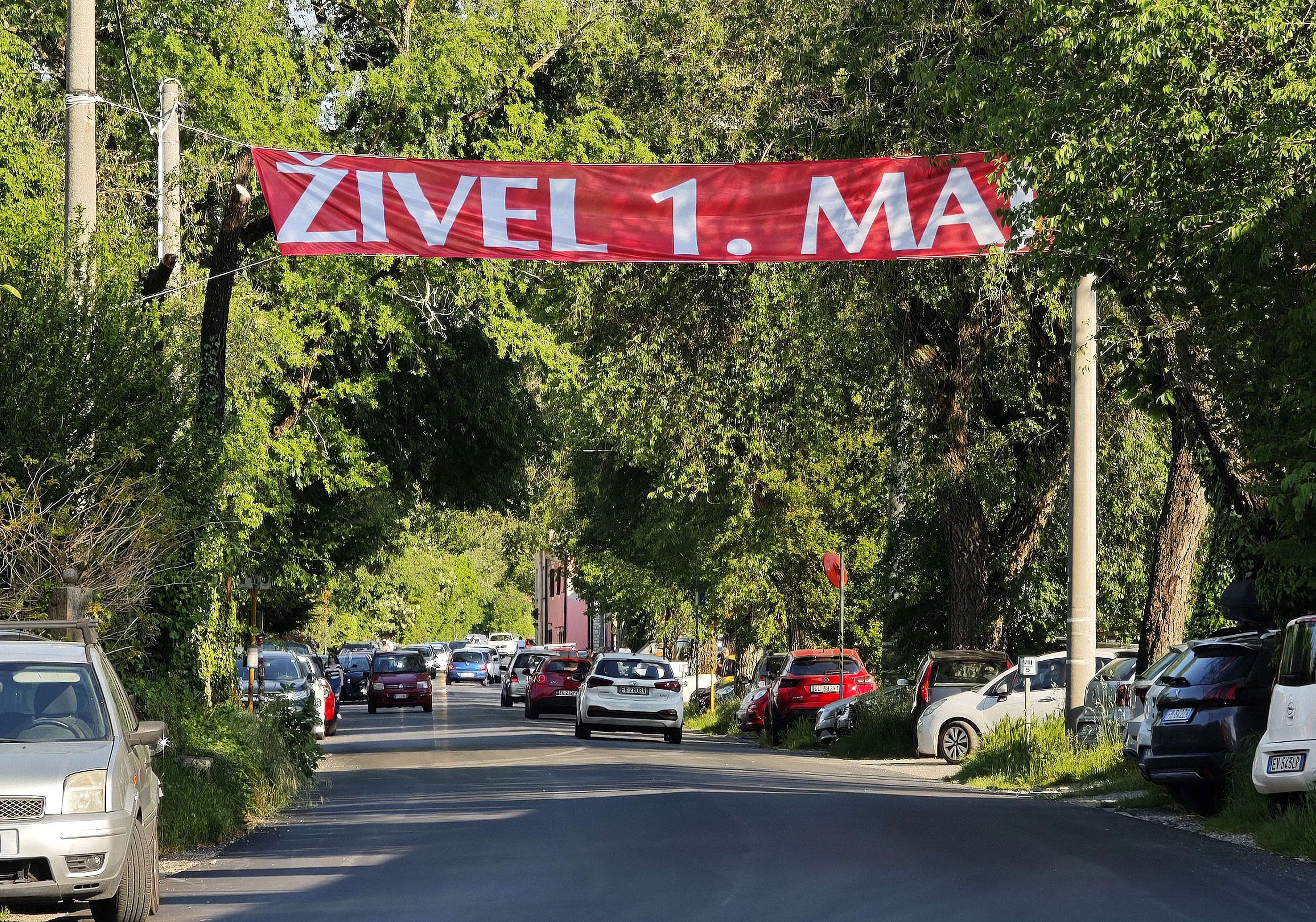 Lo striscione a Santa Croce