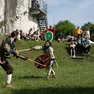 Figuranti e spettatori impegnati nella rievocazione storica che ha animato la giornata alla Rocca (Bonaventura)