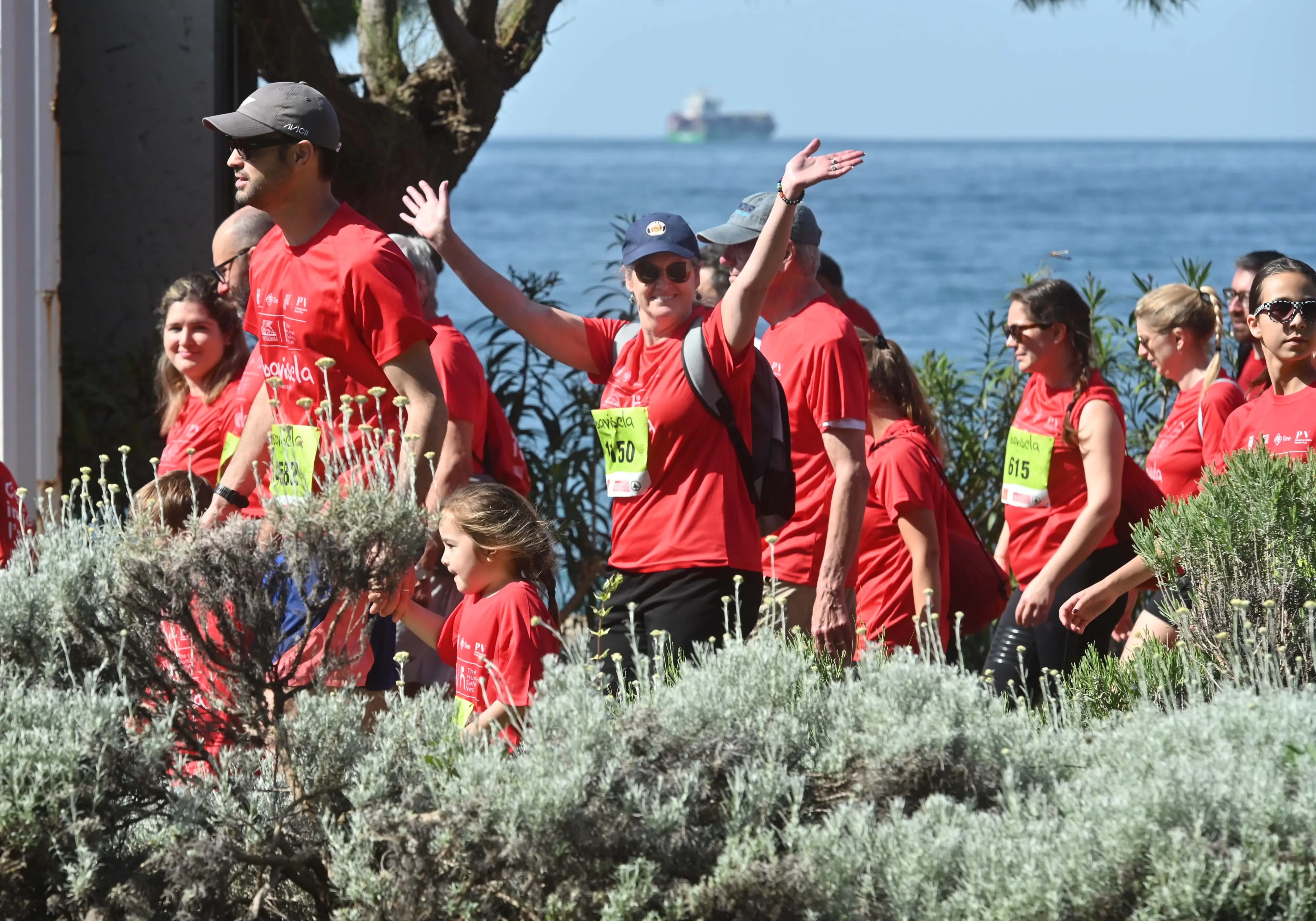 Anche quest'anno è tornata la grande festa della Trieste Spring Run. La corsa più gettonata si conferma la Bavisela Family Run, con 5.500 partecipanti per una 7 chilometri all'insegna dell'inclusione, del divertimento e della festa. Le foto sono di Francesco Bruni