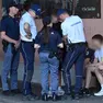 I controlli delle forze dell’ordine alla stazione degli autobus di Muggia nel weekend Foto Francesco Bruni